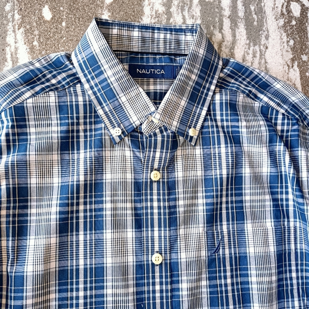 Nautica Men's Long Sleeve Shirt New Size Medium